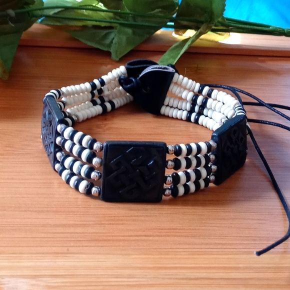 1PC Beautiful Bone Choker Necklace - Picture 2 of 6